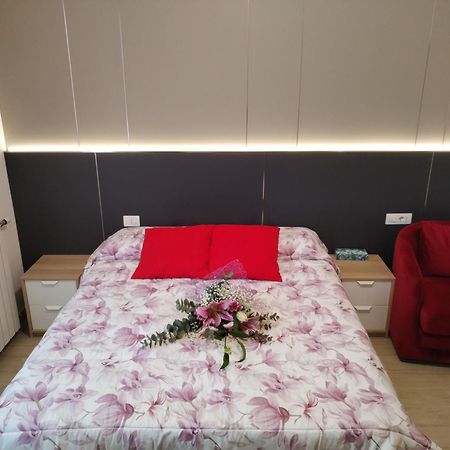 Arcobaleno Rooms Mestre-Venezia Экстерьер фото